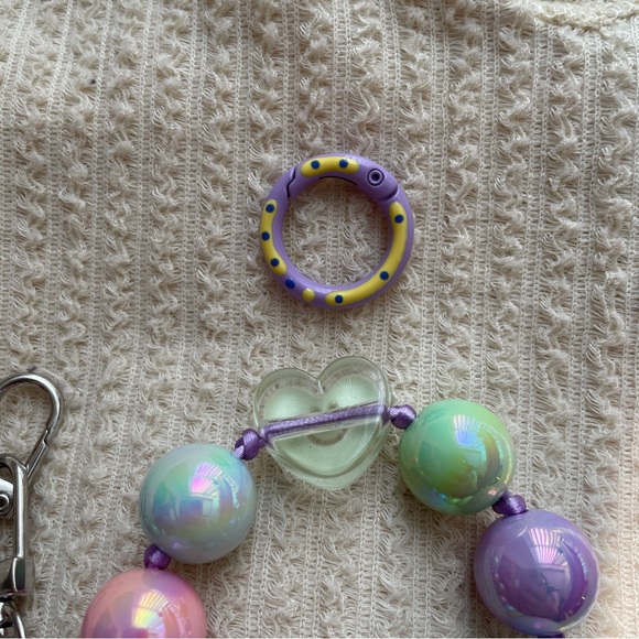 Handmade beaded phone charms chain - Picture 3 of 4